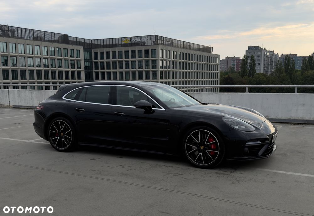 Porsche Panamera Turbo - 15