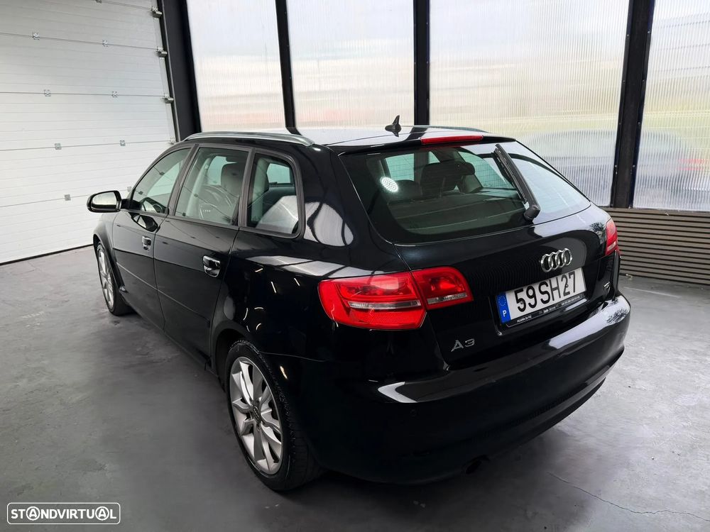 Audi A3 Sportback 2.0 TDI Ambition - 4