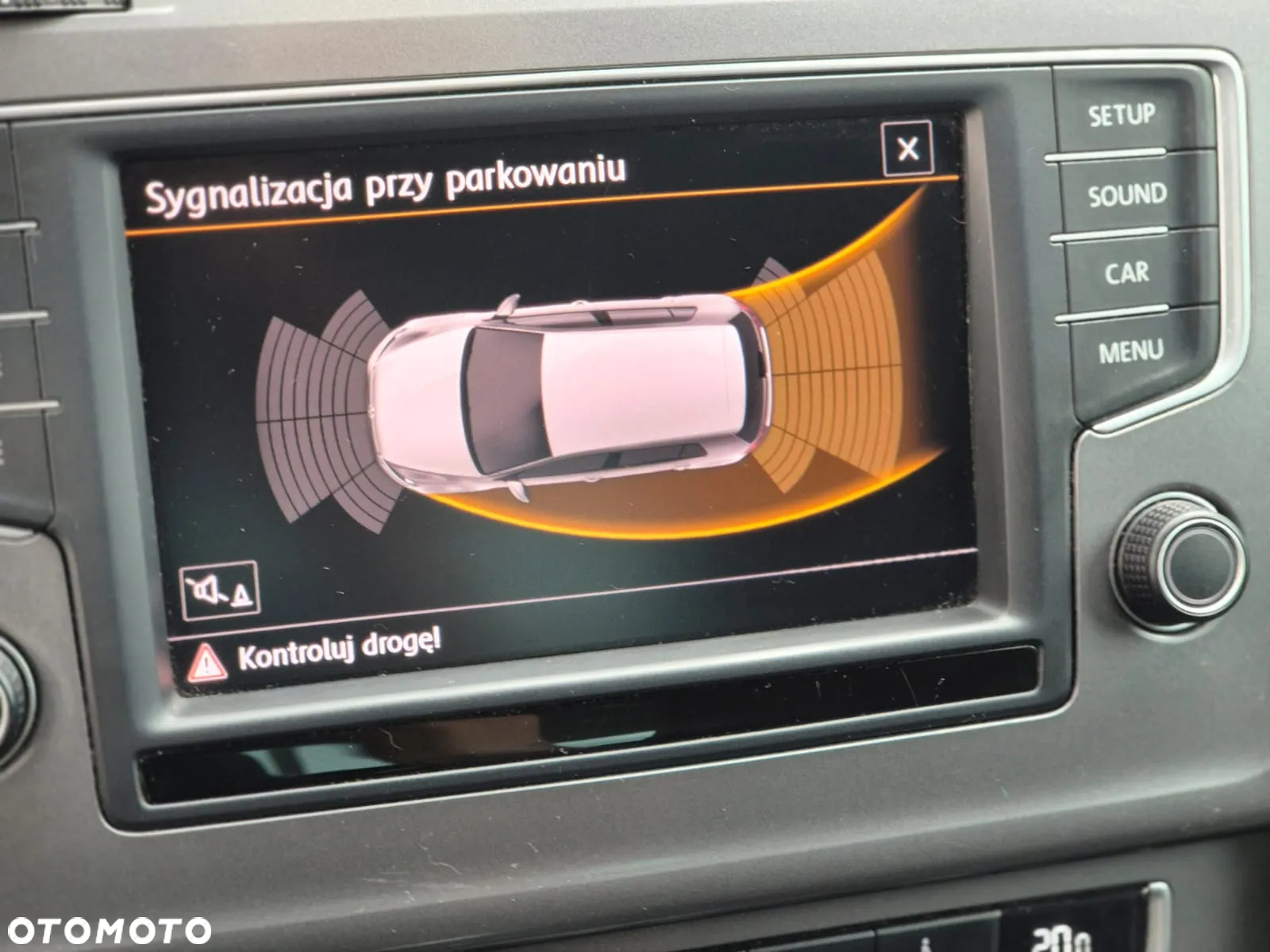 Volkswagen Golf - 17