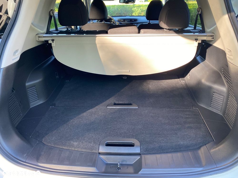 Nissan X-Trail 1.6 DCi N-Connecta 2WD - 19