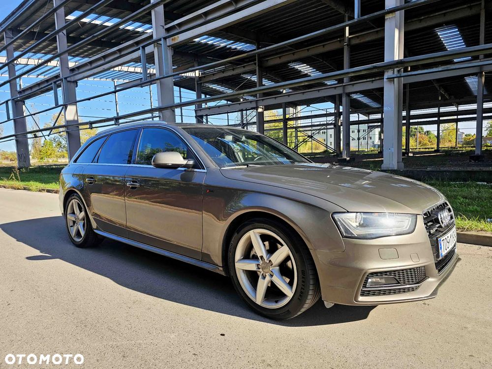 Audi A4 Avant 2014 photo 2