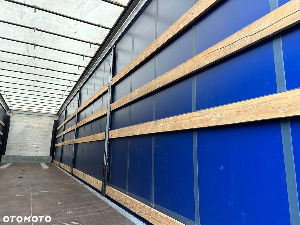 Schmitz Cargobull SCB S3T - 11