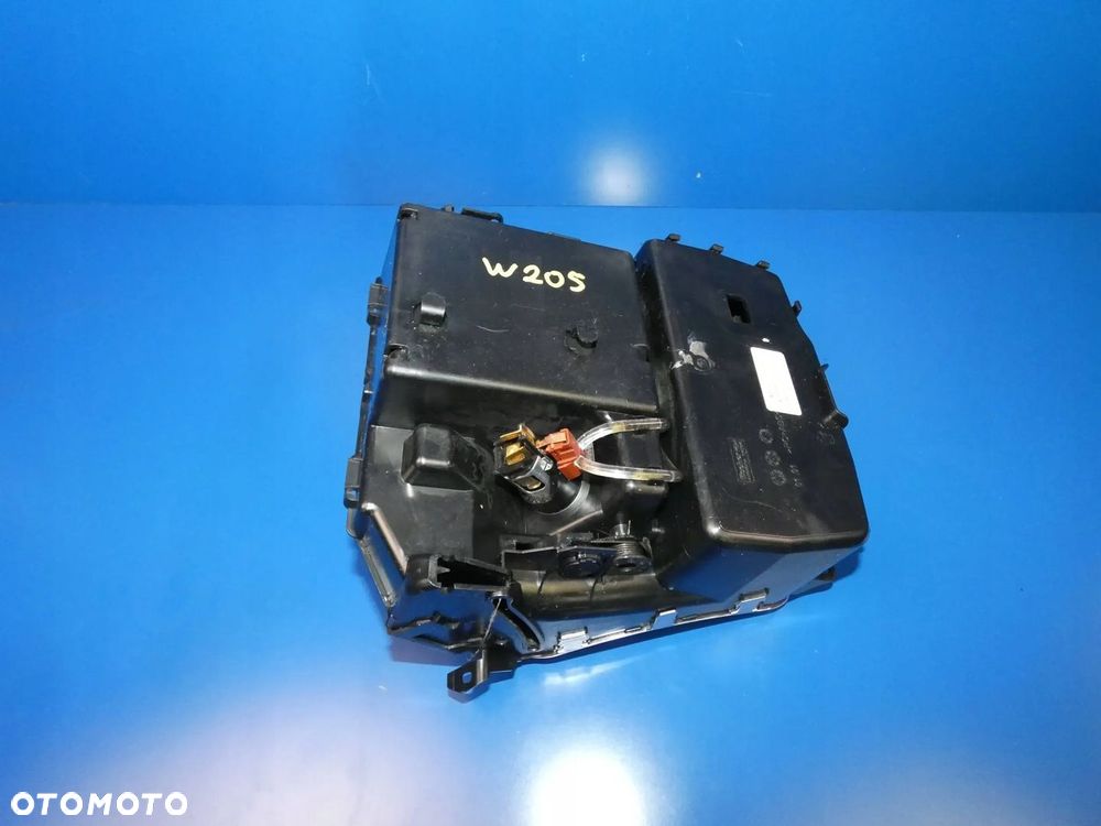 MERCEDES C KLASA W205 SCHOWEK TUNELU PODSTAWA UCHWYT NA KUBKI - 2