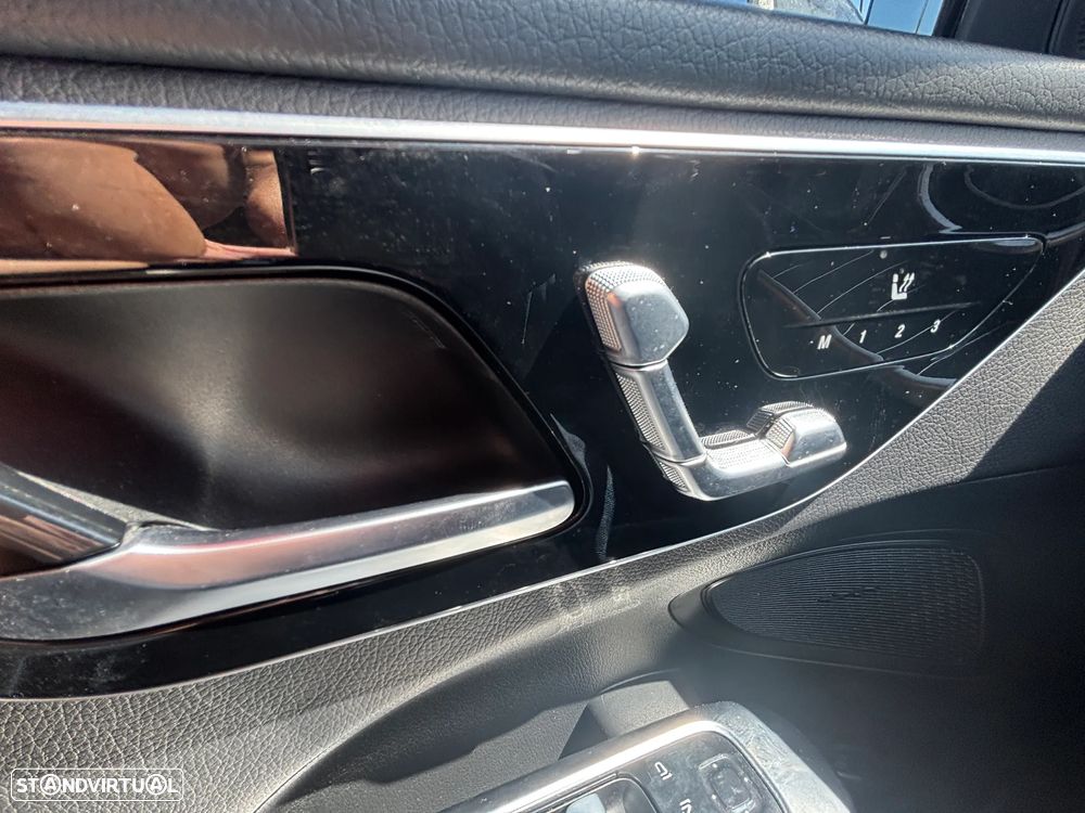 Mercedes-Benz C 300 - 12