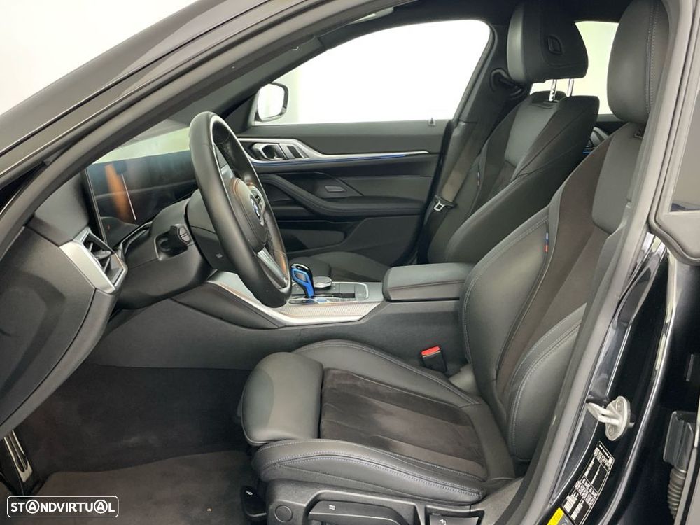 BMW i4 eDrive40 Desportiva M - 11