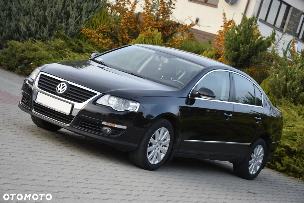 Volkswagen Passat 1.8 TSI Trendline - 27