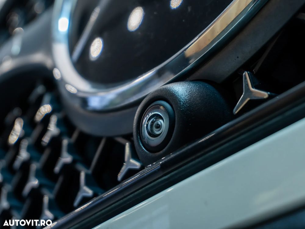 Mercedes-Benz GLC - 13