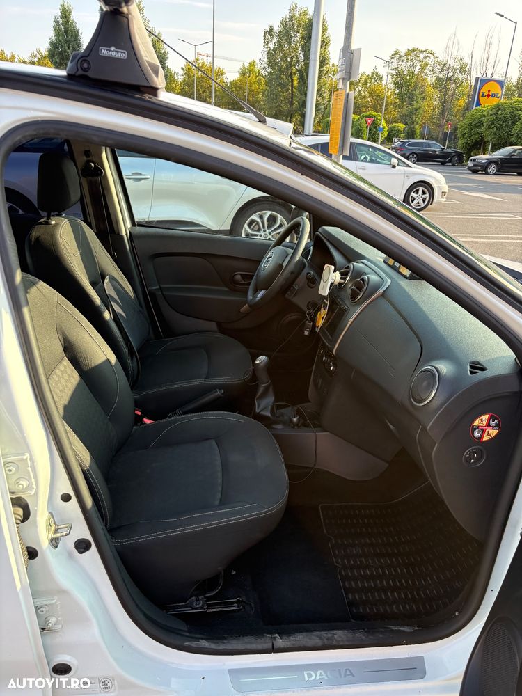 Dacia Logan 0.9 90CP Laureate - 12