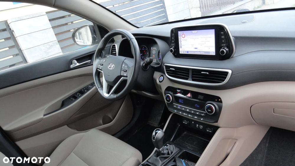 Hyundai Tucson 1.6 CRDi Comfort 2WD DCT - 12