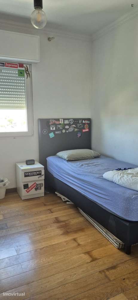 Quarto - localizado em Carcavelos Lisbon - Grande imagem: 2/6