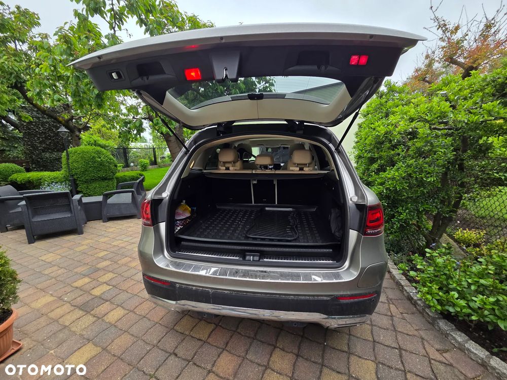 Mercedes-Benz GLC 300 de 4-Matic Business Edition - 1
