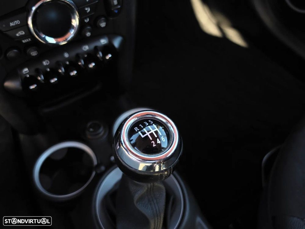MINI 3 Portas - 12