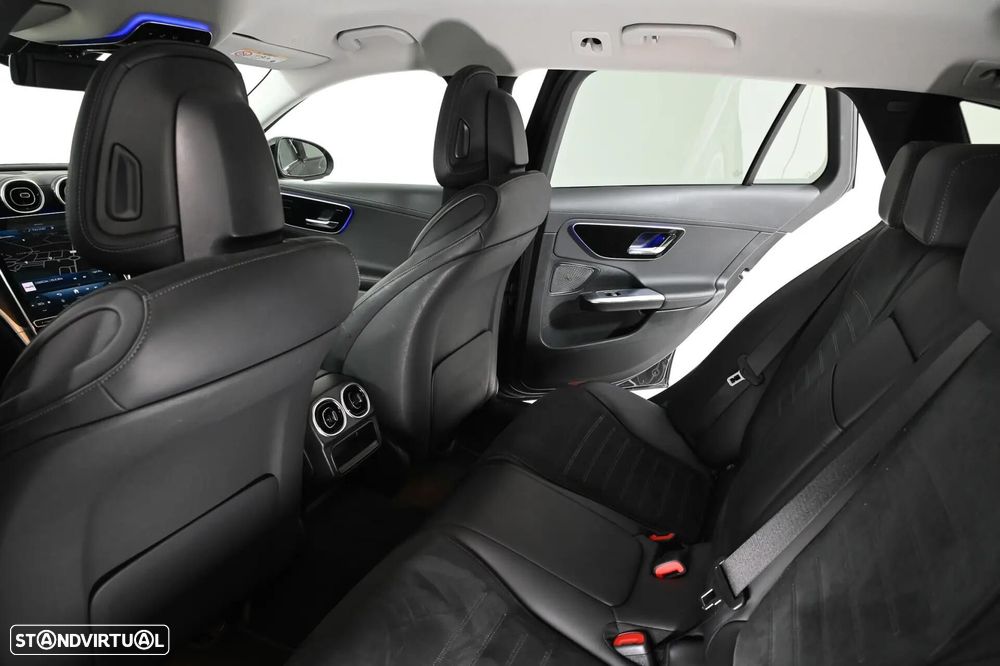 Mercedes-Benz C 300 e AMG Line - 22