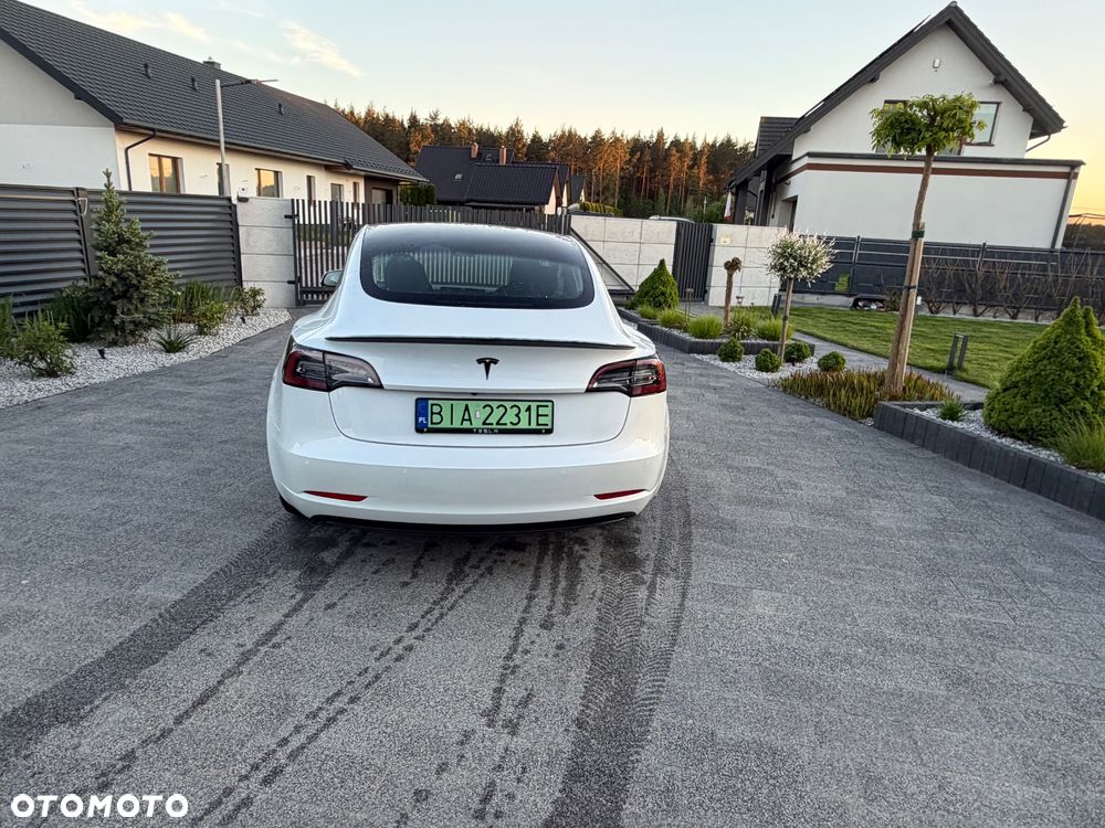 Tesla Model 3 RWD - 17