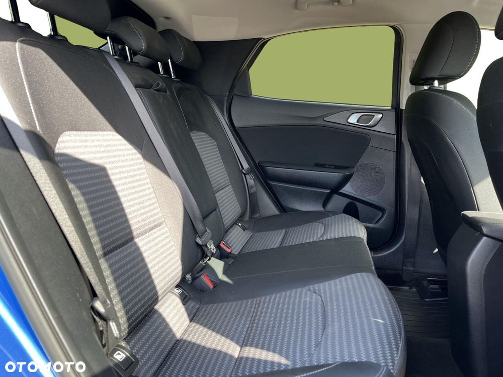 Kia XCeed - 19