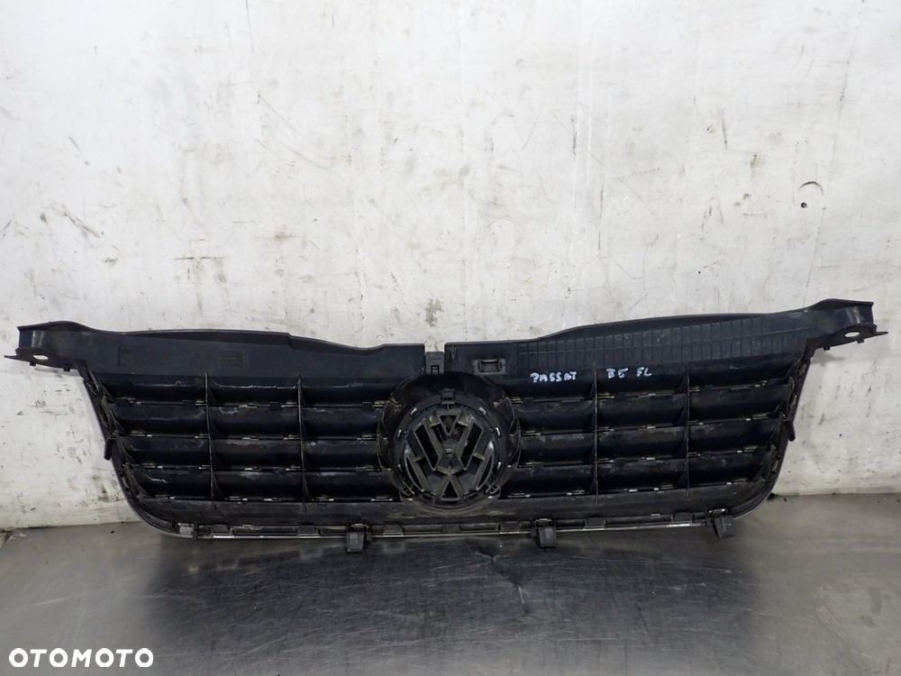 GRILL ATRAPA VOLKSWAGEN PASSAT B5 FL 1.9TDI 3B0853651L - 2