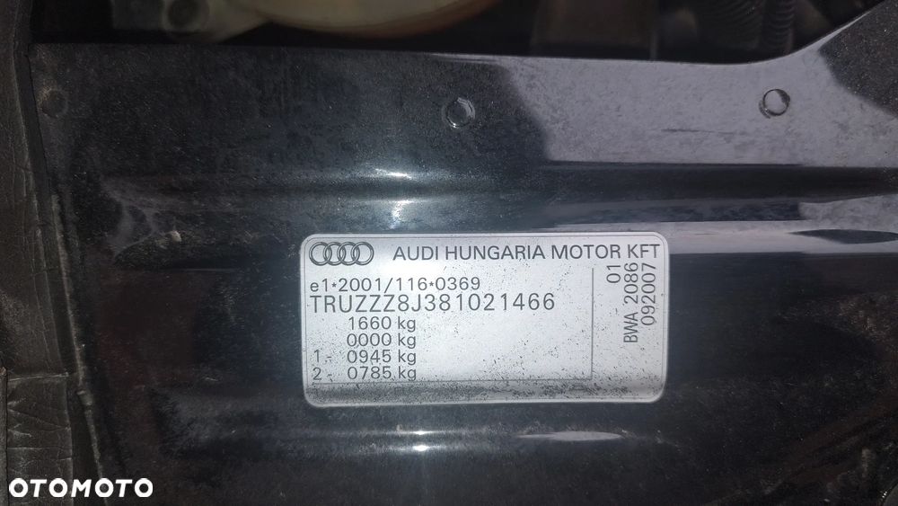 Audi TT Coupé - 4