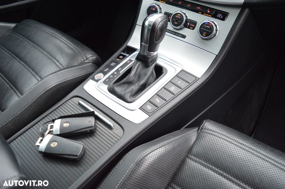 Volkswagen Passat CC 2.0 TDI BlueMotion Technology DSG - 19