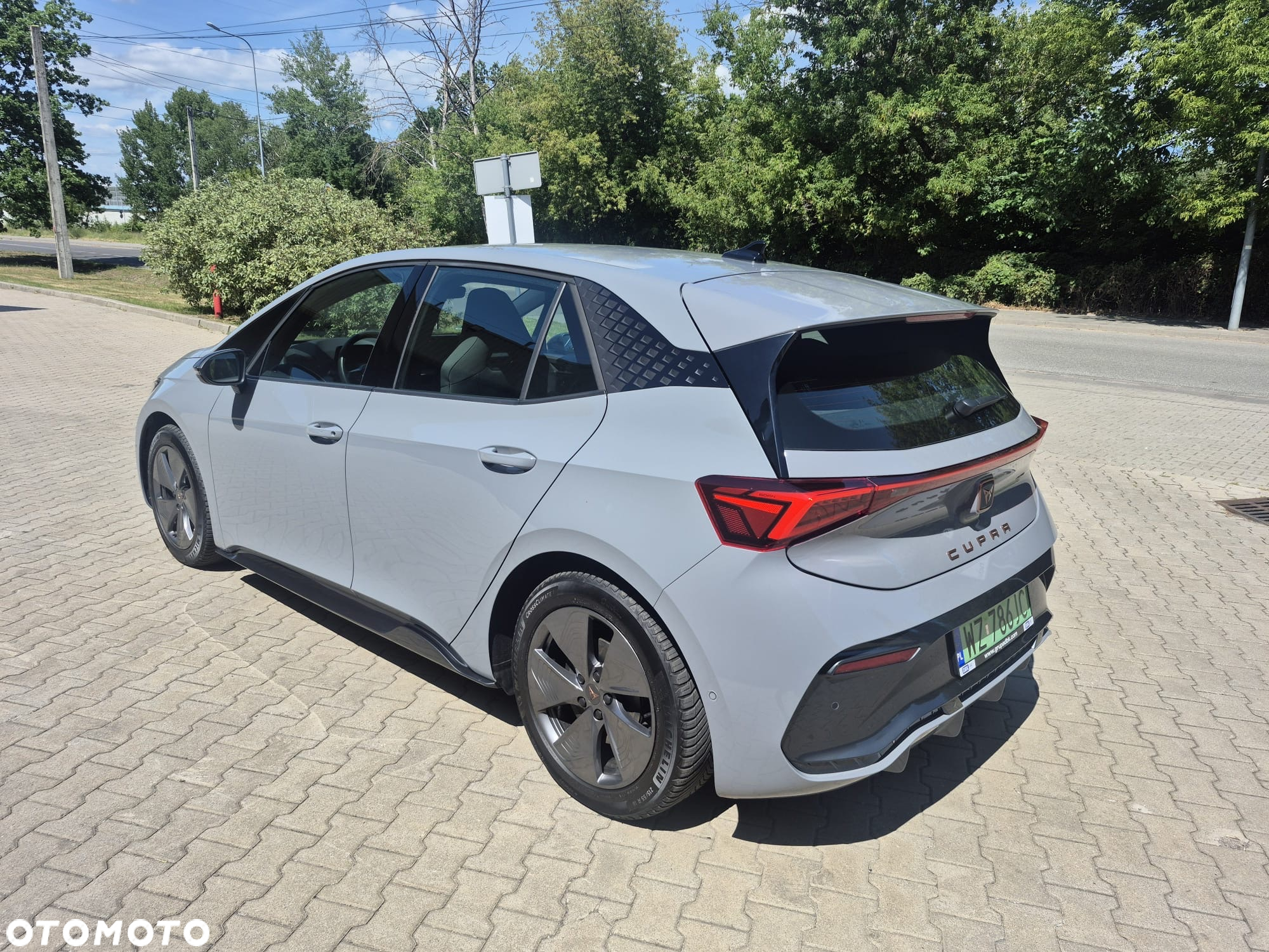Cupra Born - 4