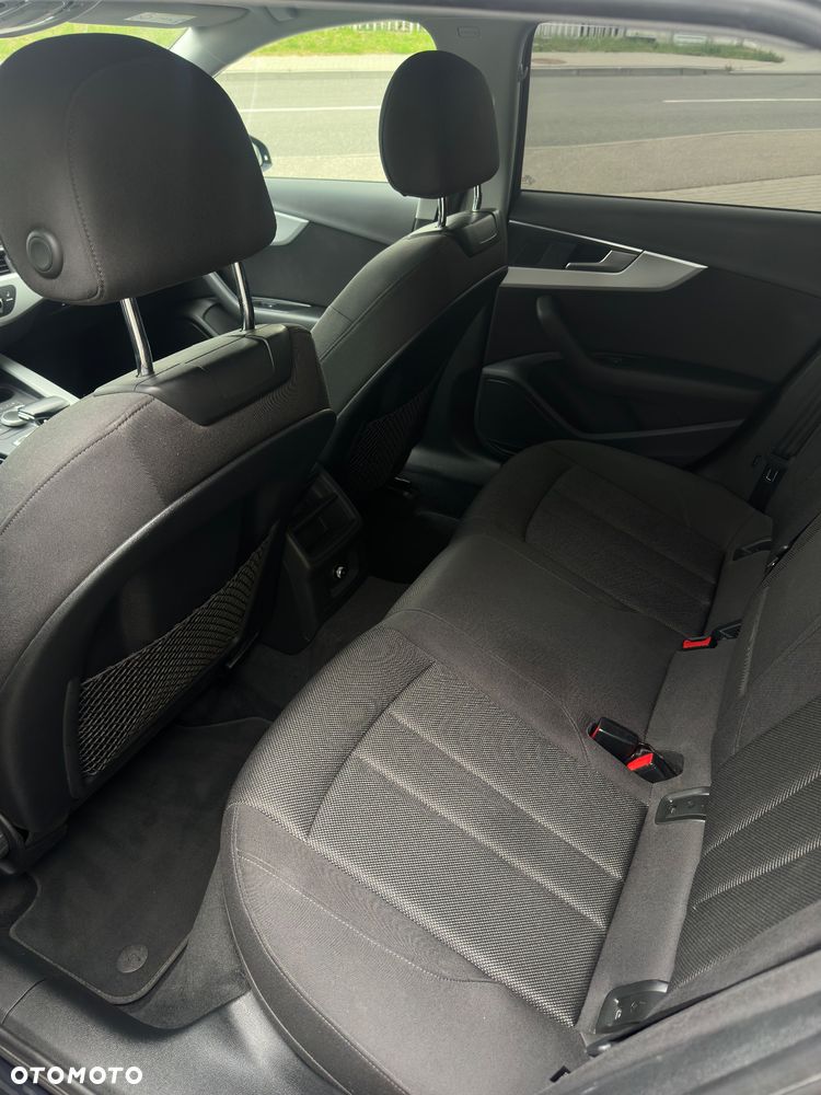 Audi A4 Avant 2.0 TDI S tronic - 11