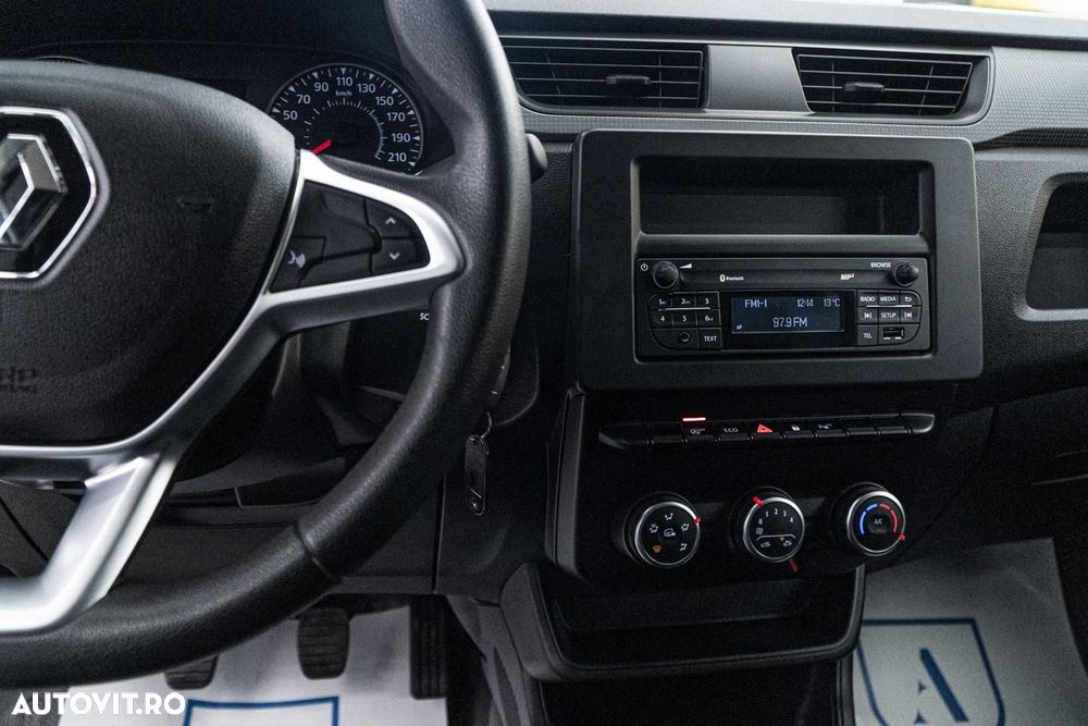 Renault Express - 32