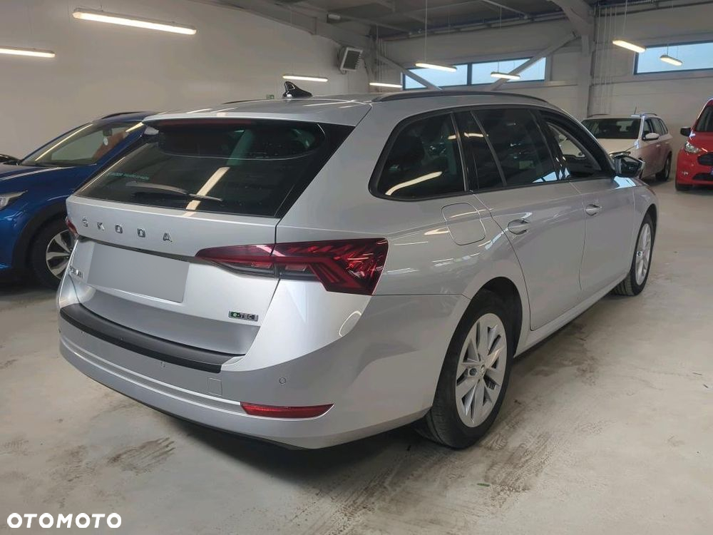 Skoda Octavia 1.5 TSI e-Tec Ambition DSG - 6