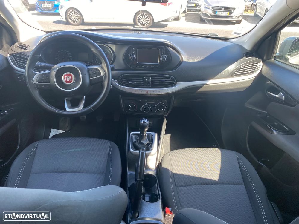 Fiat Tipo Station Wagon 1.3 M-Jet Easy - 12