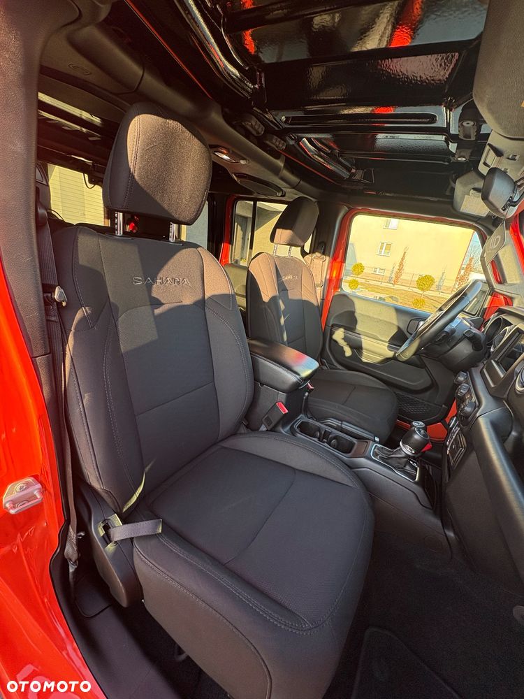 Jeep Wrangler Unlimited 3.6 Automatik Sahara - 13
