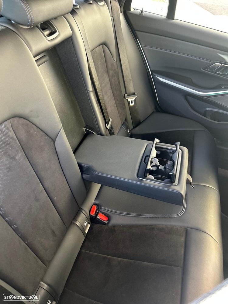 BMW 330 i Aut. M Sport - 18