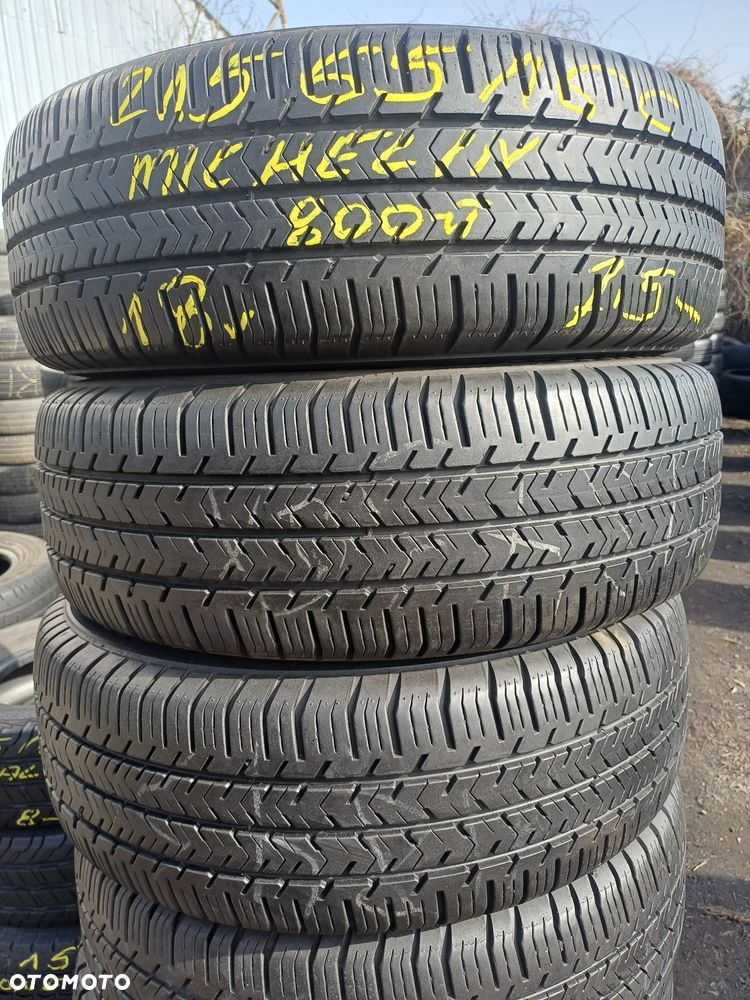 215/65/15C Michelin - 1