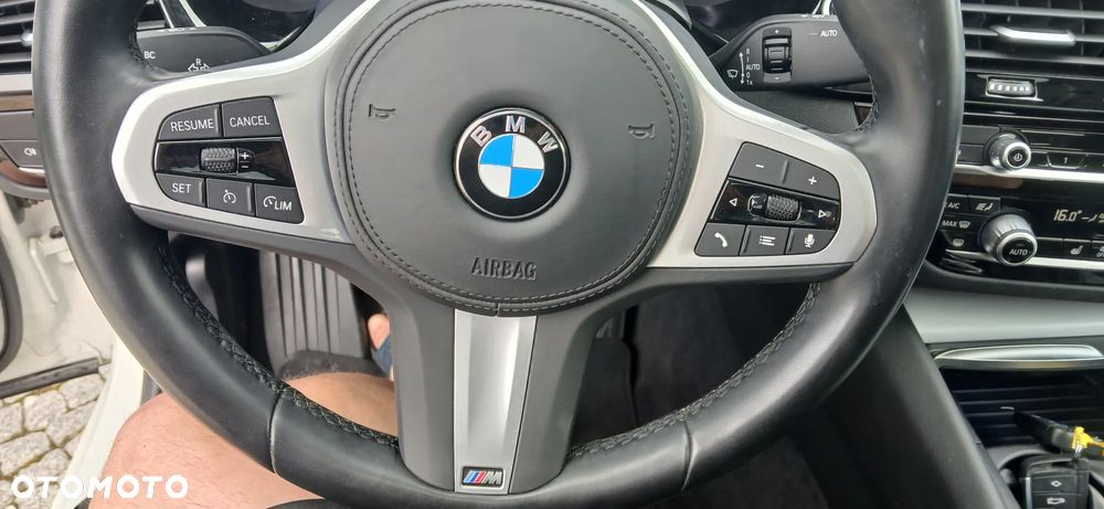 BMW Seria 5 530i GPF Luxury Line sport - 20