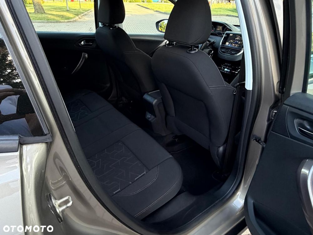 Peugeot 2008 120 VTI Active - 19