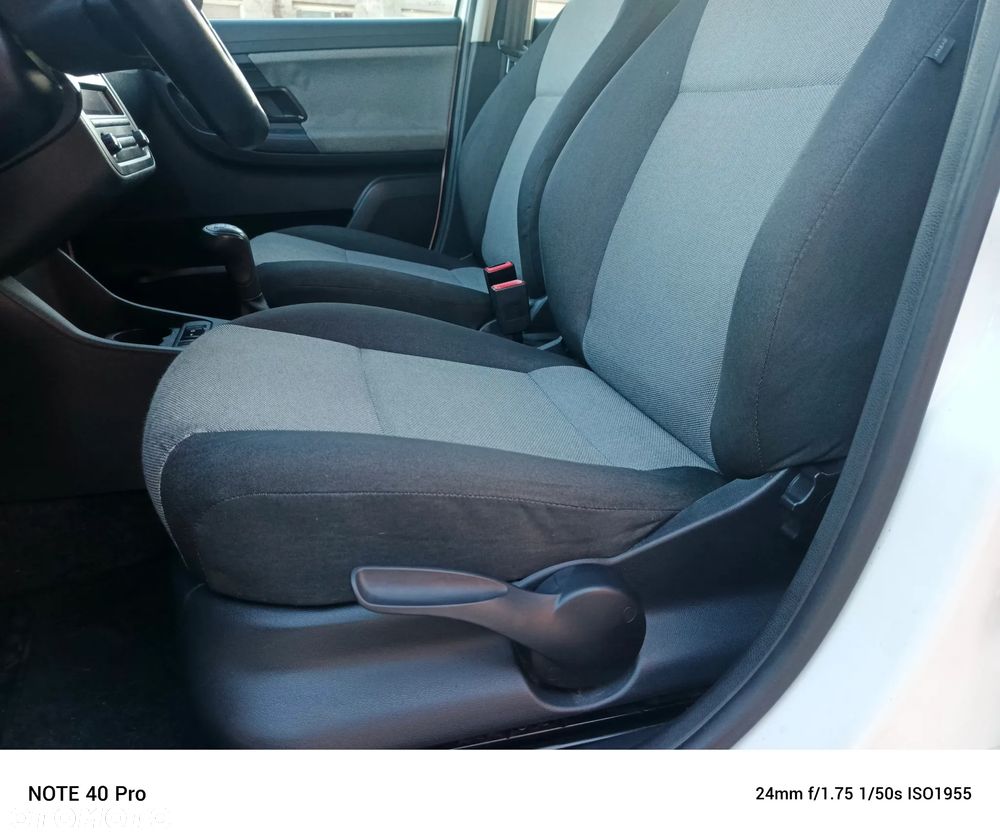 Skoda Fabia 1.2 HTP Active - 26