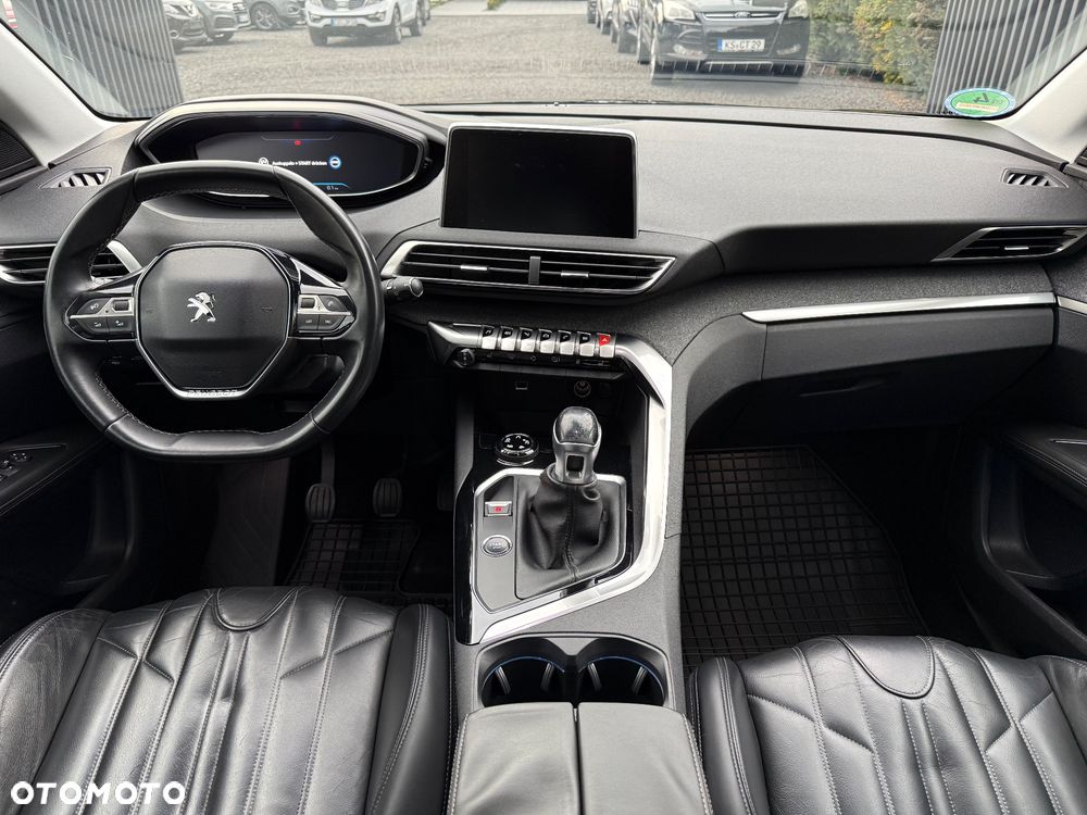 Peugeot 3008 2.0 HDi Premium - 11