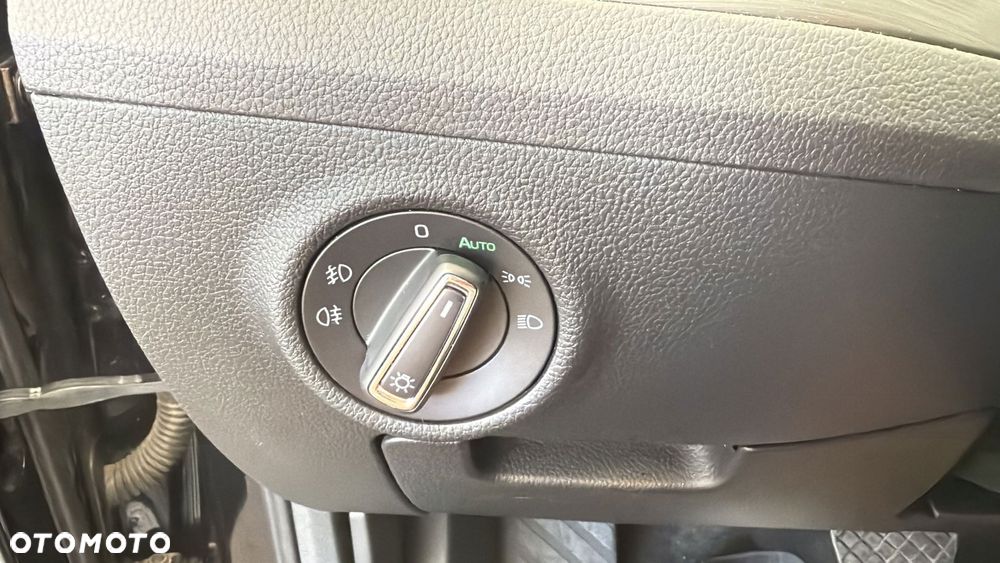 Skoda Superb 2.0 TSI Style DSG - 27
