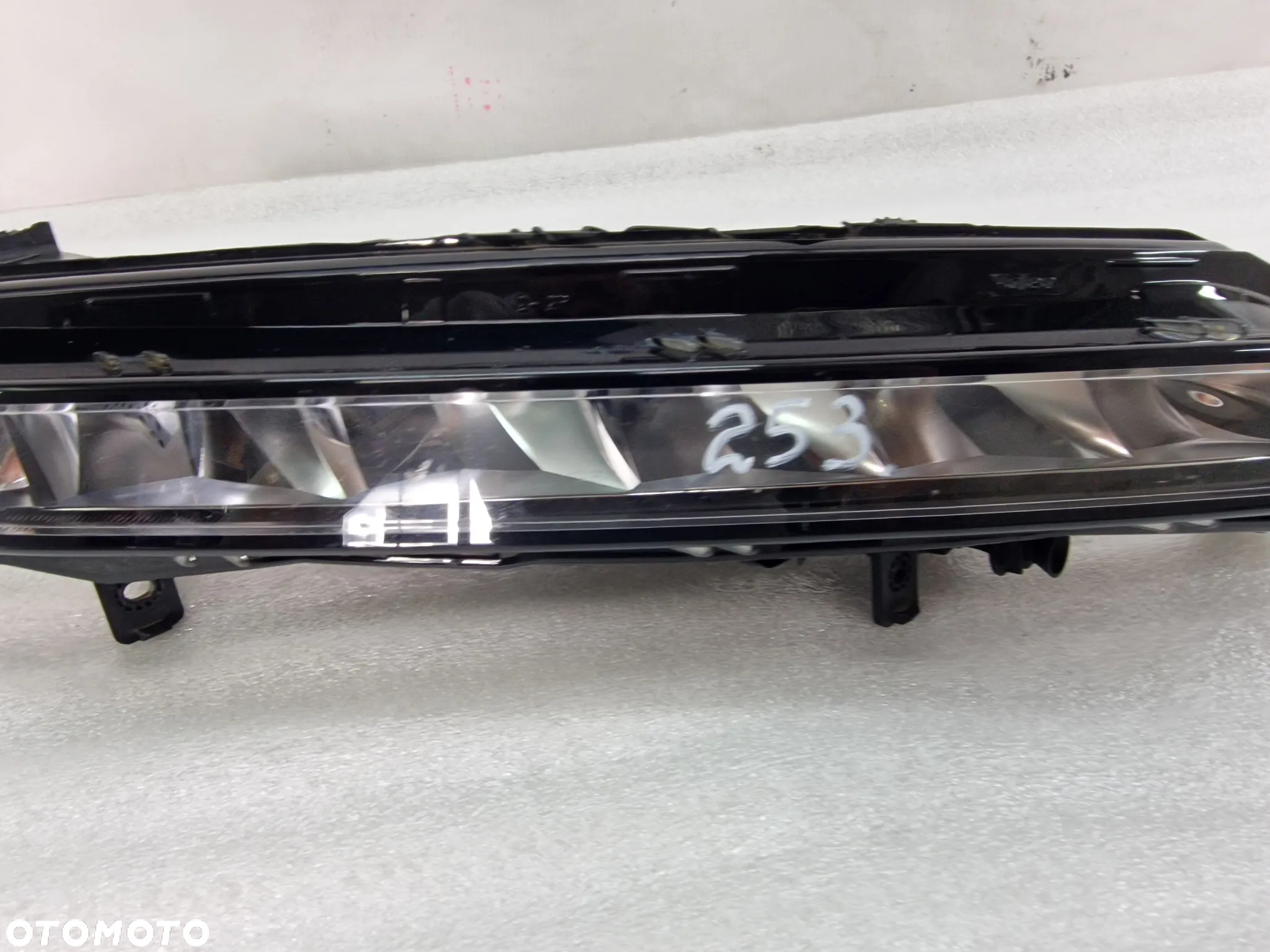 SKODA SUPERB 3 III LIFT 18- PRAWY HALOGEN LED / DRL , NR 3V0941700B , NR AUKCJI H253 - 3