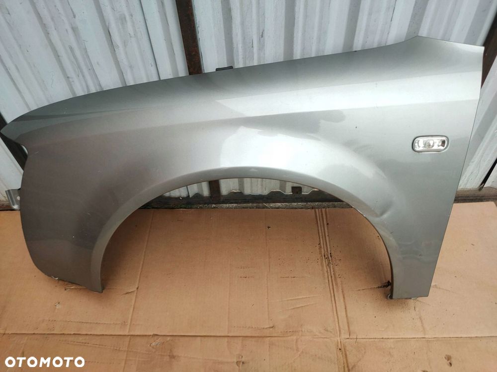 błotnik lewa strona audi a4 s4 b6 8e 8h blotnika4b6 - 1
