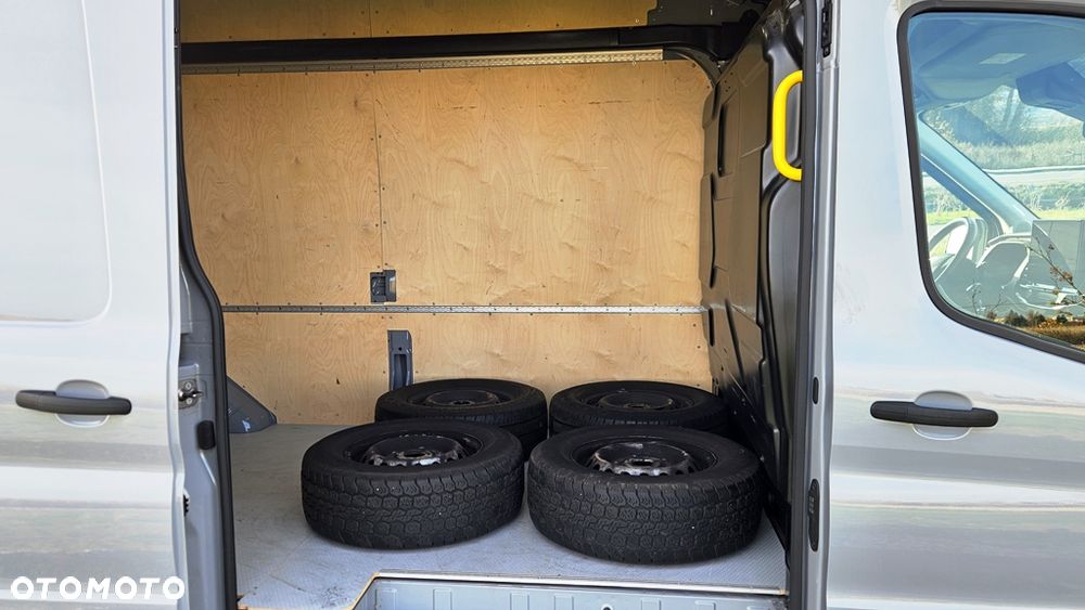 Ford TRANSIT - 11