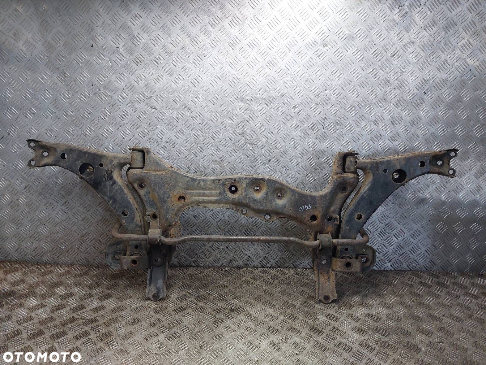 SANKI WÓZEK KOŁYSKA SILNIKA COROLLA E11 1.4 16V - 1
