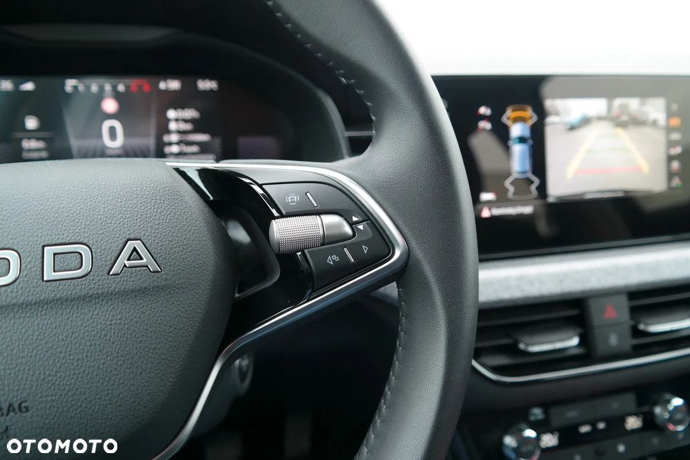 Skoda Kamiq 1.5 TSI Selection - 17