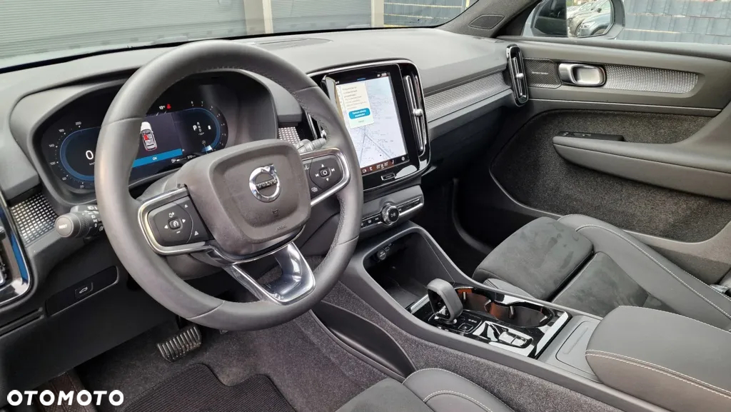 Volvo XC 40 - 23