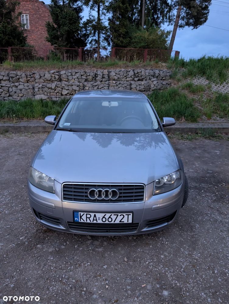 Audi A3 3-drzwiowe 1.6 Ambiente - 2