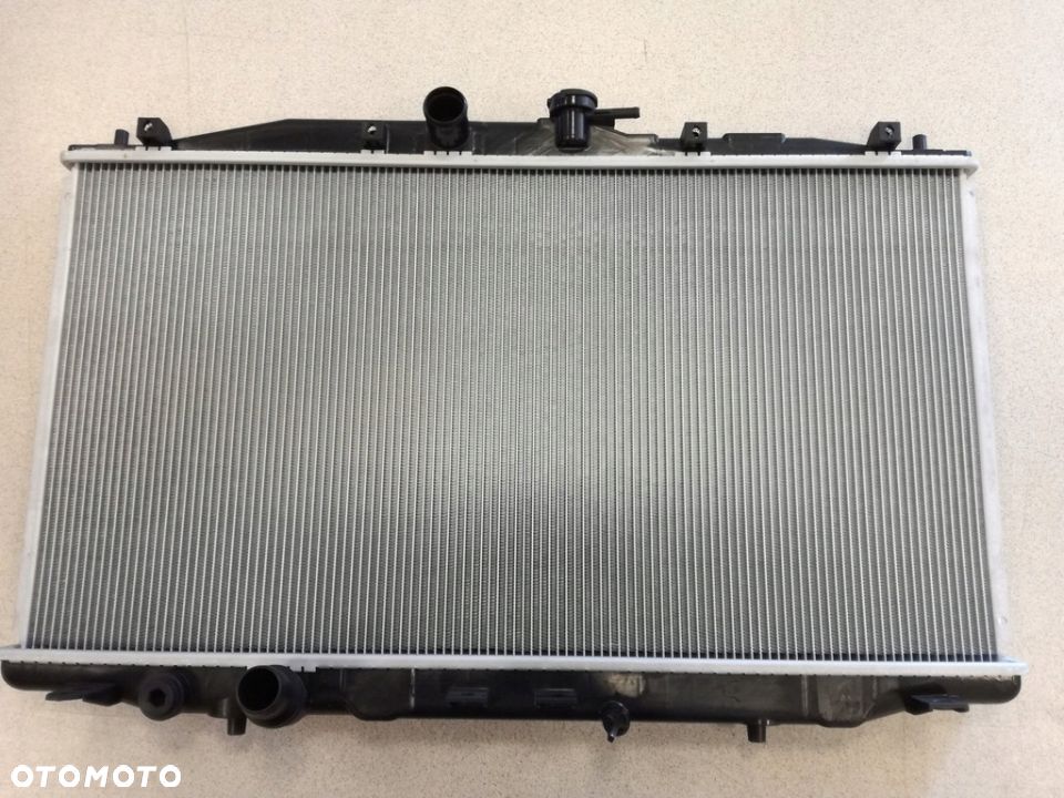 CHŁODNICA WODY HONDA ACCORD 2002-2008 2.0 B NOWA