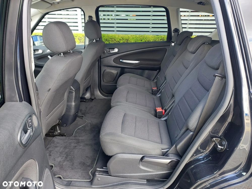 Ford S-Max 2.0 TDCi DPF Titanium - 23