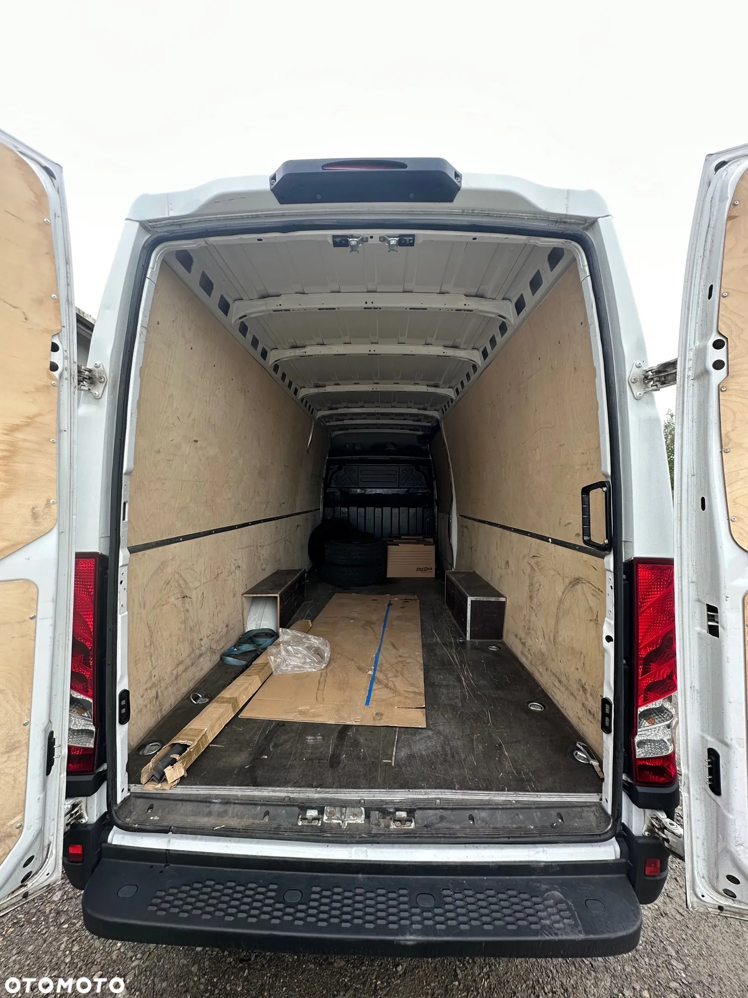 Iveco DAILY - 13