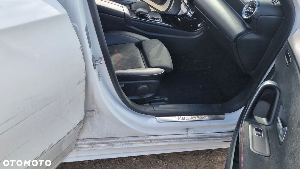Mercedes-Benz Klasa A 200 d 8G-DCT AMG Line - 31