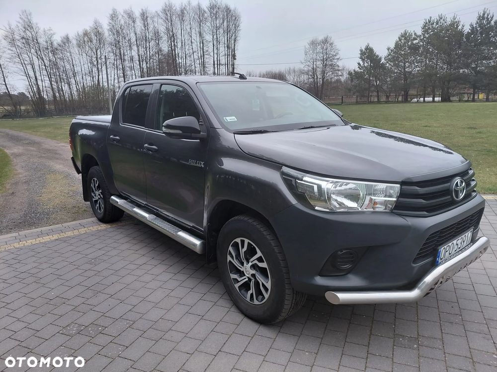 Toyota Hilux 2.4 D-4D Double Cab DL 4x4 - 5