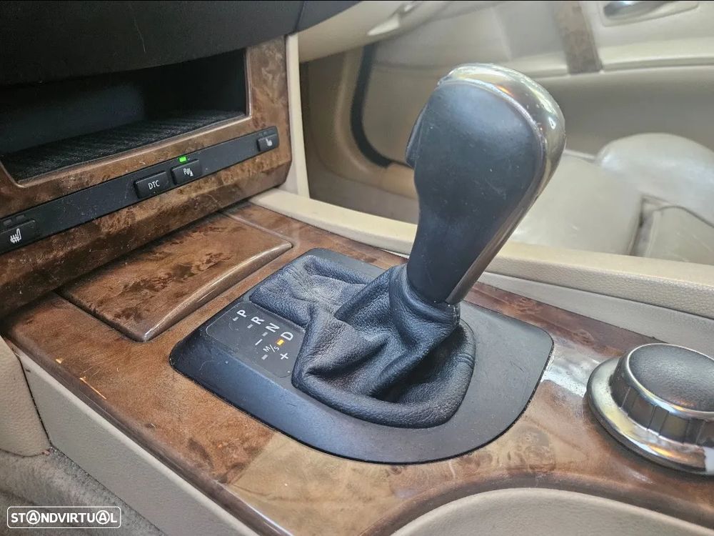BMW 525 d Touring Aut. - 16