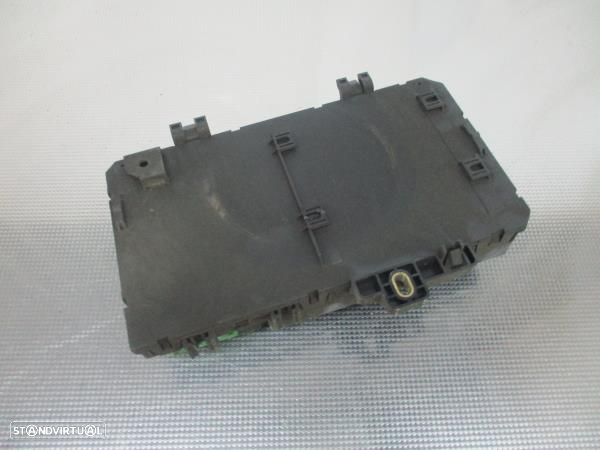 Caixa Fusiveis Opel Astra H Combi (A04) - 6