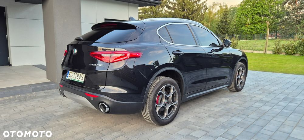 Alfa Romeo Stelvio 2.0 Turbo 16V AT8-Q4 Super - 13